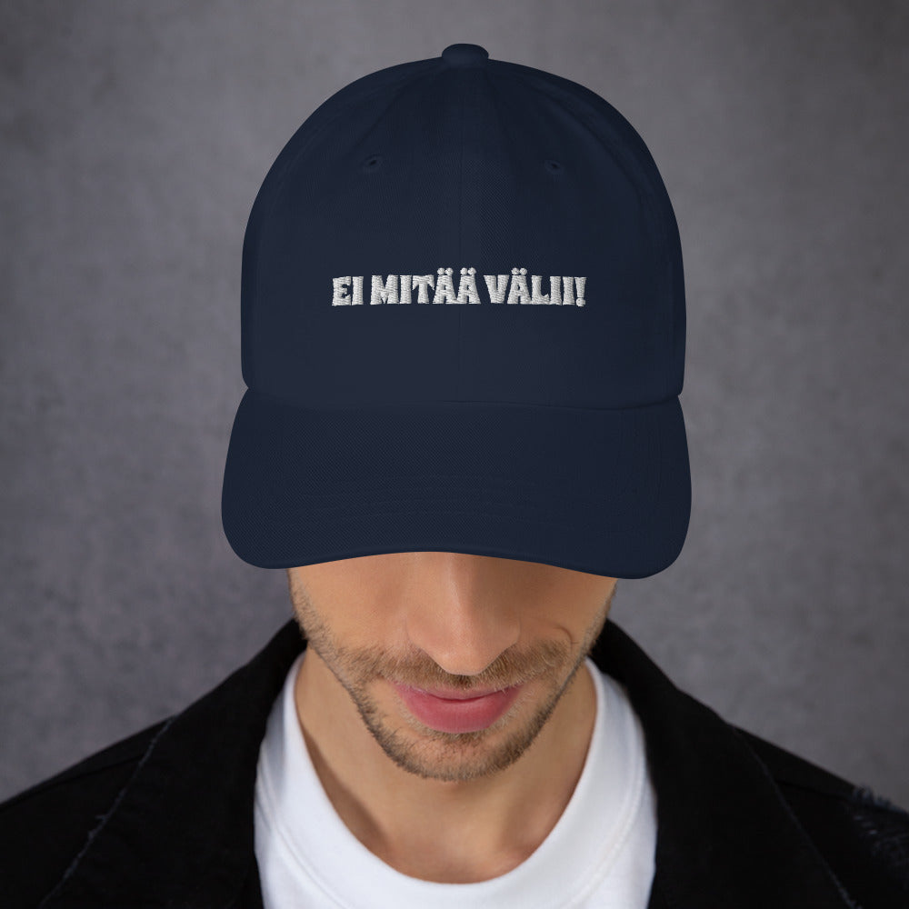 EI MITÄÄ VÄLII LIPPIS