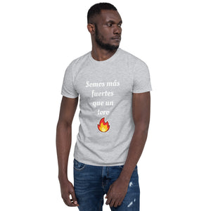 Somos más fuertes que un toro camiseta